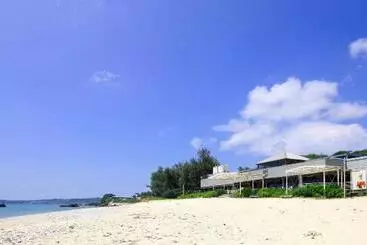 Hotel & Restaurant On The Beach Lue