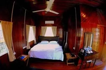 Scuba Tiger Semporna Holiday Resort