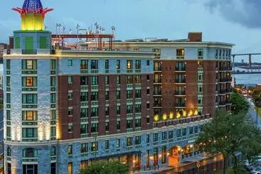 Aparthotel Homewood Suites By Hilton Savannah Historic Dist/riverfront