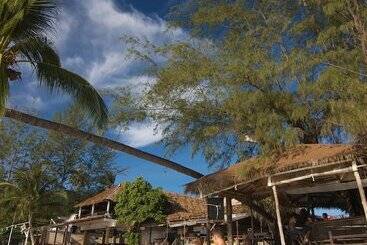 Hotel Lotus Paradise Resort