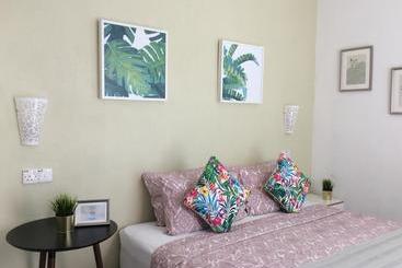 酒店 The Fint Hus Villa