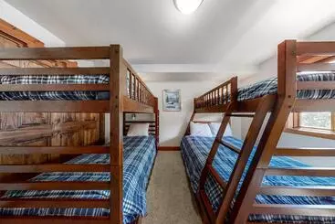 Szálloda The Pines By Retreatia