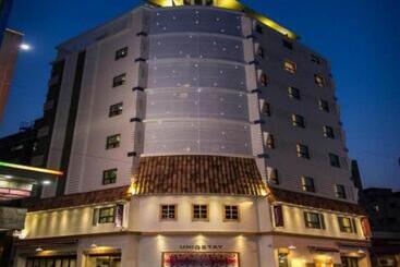 Hotel Uniqstay