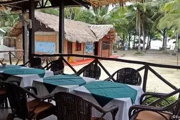 Cooper's Beach Resort