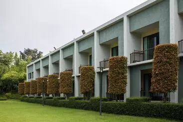 Hotel Poonyamantra Resort