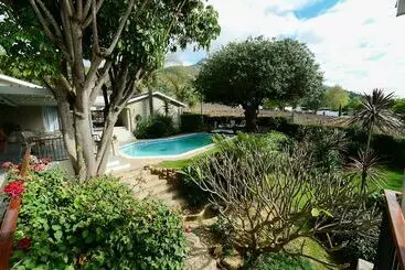 مبيت وإفطار De Wingerd Wijnland Lodge