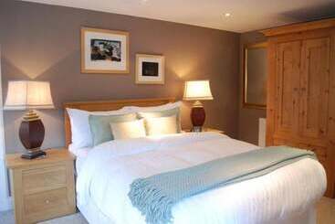 Hotelli Port Na Craig Inn