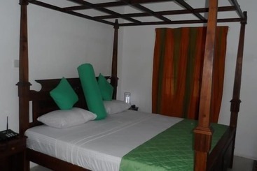 בית מלון כפרי Randeniweva Resort