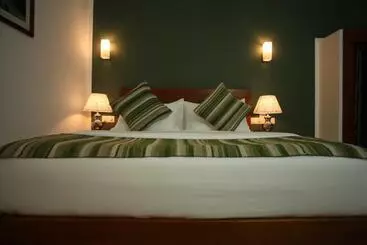 בית מלון כפרי Travellers Nest Kandy