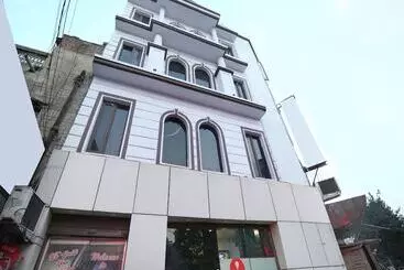 בית מלון כפרי Oyo Rooms Shastri Market Jalandhar