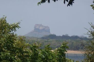 Lake Lodge Boutique Hotel Kandalama