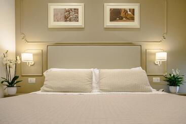 בית מלון כפרי Ambassador