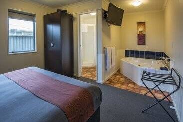 בית מלון כפרי Gateway Motor Inn