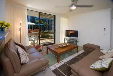 호텔 Headland Tropicana Resort