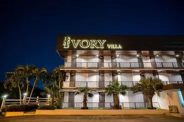 Hotel Ivory Villa City