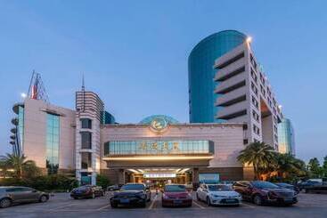 בית מלון כפרי Panyu Guest House