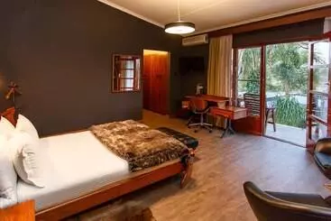 پانسیون Miles B&b Guest House