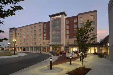 호텔 Courtyard By Marriott Muncie At Horizon Convention Center