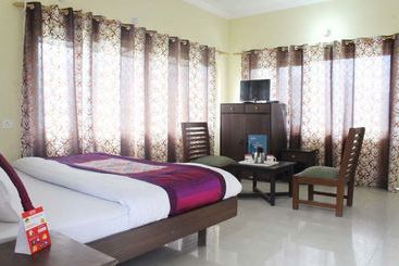 Отель Oyo Rooms Kempty Falls Mussoorie