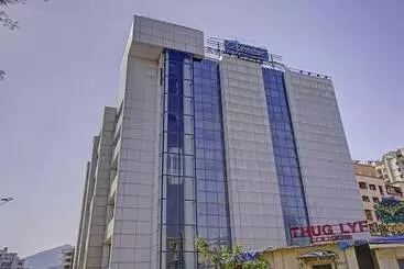 Hotel Treebo De Grandeur Anand Nagar