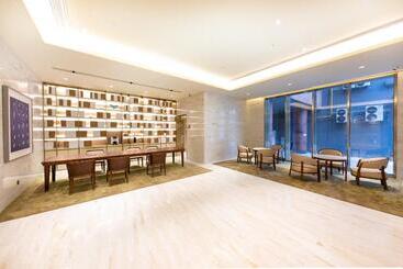 Ji Hotel Nanchang Bayi Square Yangming Dong Road