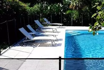 Отель Hôtel & Restaurant Les Mouettes