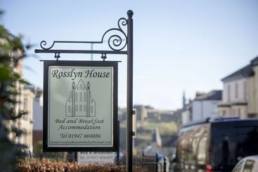 Nocleg ze śniadaniem Rosslyn House