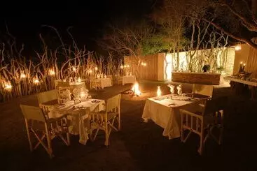 בית מלון כפרי Kapama Karula