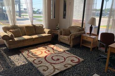 فندق على الطريق Travel Inn