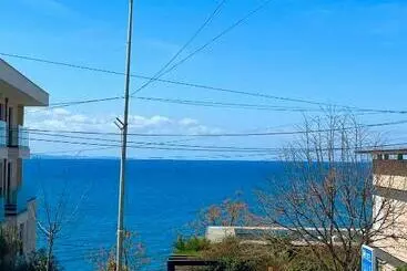 Hotel Seaside Rooms & Apartments Sarande