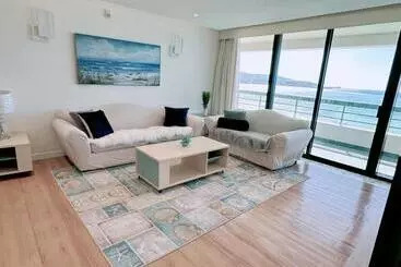 Hotelli Alupang Beach Tower, Upgraded Units