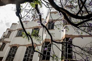 Отель Pegasus Crown