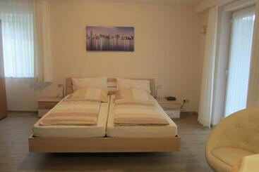 Пансион Gästehaus Am Ahr Radweg