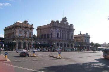 Bed and Breakfast Genova Rooms Serra B