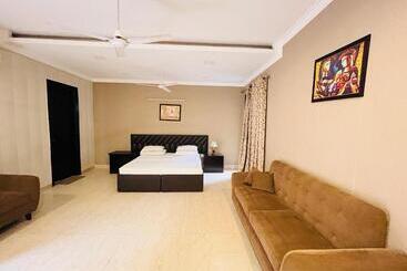 فندق Abode Residency Safdarjung Enclave Near U S Embassy Delhi