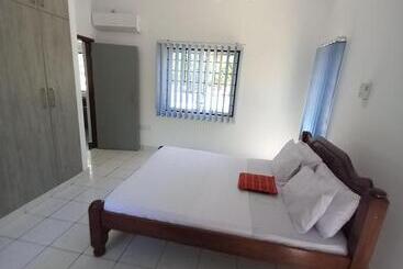 פנסיון The Beach House By Maasai