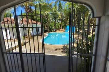 Majatalo The Beach House By Maasai