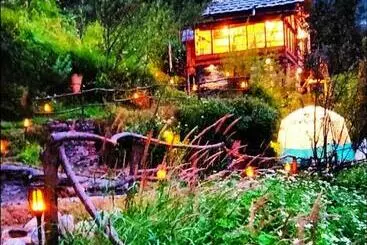Parvatis Lap Luxury Hostel & Camps