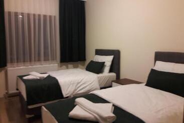 מלון דירות Salegan Apart