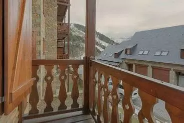 ベッドアンドブレックファースト Saplan Real Estate Pleta Nheu