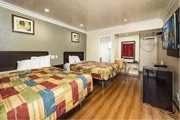 모텔 Travelodge By Wyndham Sacramento Convention Center