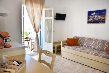 Captain Apartments Paros