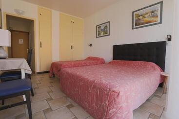 酒店 Hôtel Les Alizés