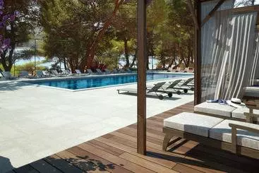 בית מלון כפרי Aminess Younique Senses Resort