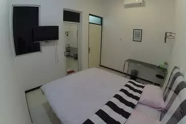 Hotelli Mess Inn Semarang