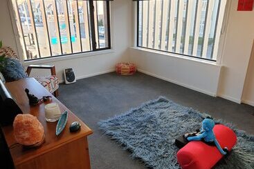 Motel Aurora On George