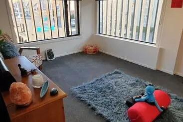 Motel Aurora On George