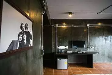 ホテル The Season Airport Udonthani