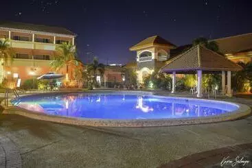 Vista Marina Hotel And Resort