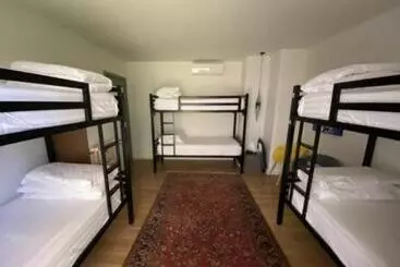 هاستل Central Station B&b Naples